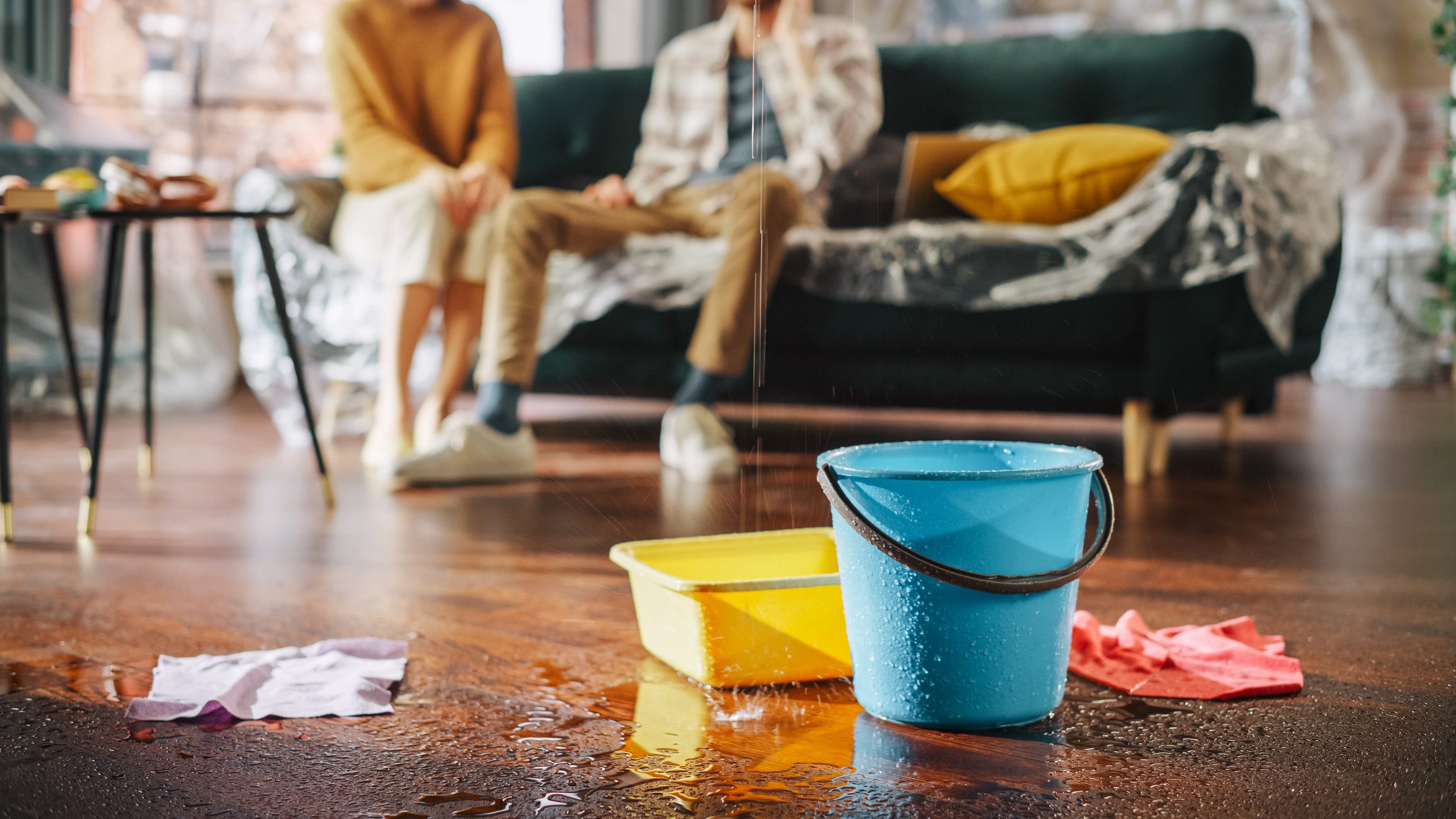 Emergency Roof Repair: What to Do When Your Roof Is Leaking