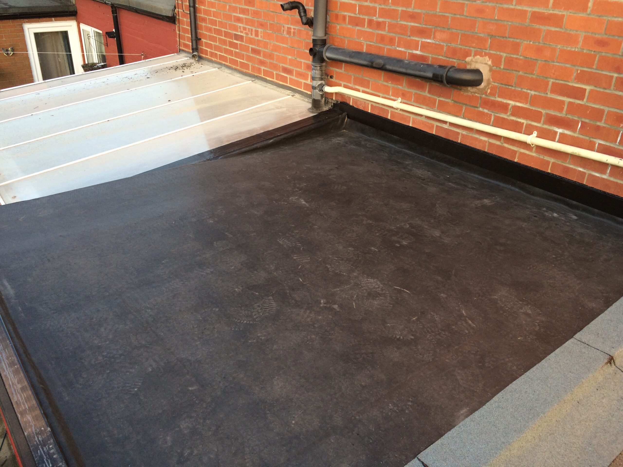 EPDM Roof Repair: Common Rubber Roof Problems and Warning Signs