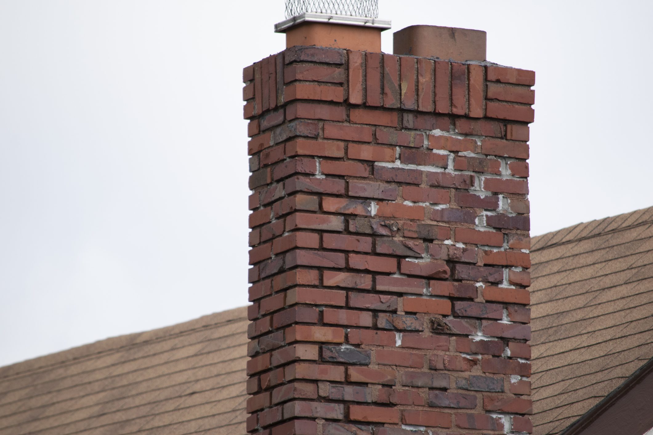 Leaking Chimney: Common Causes and Repair Options